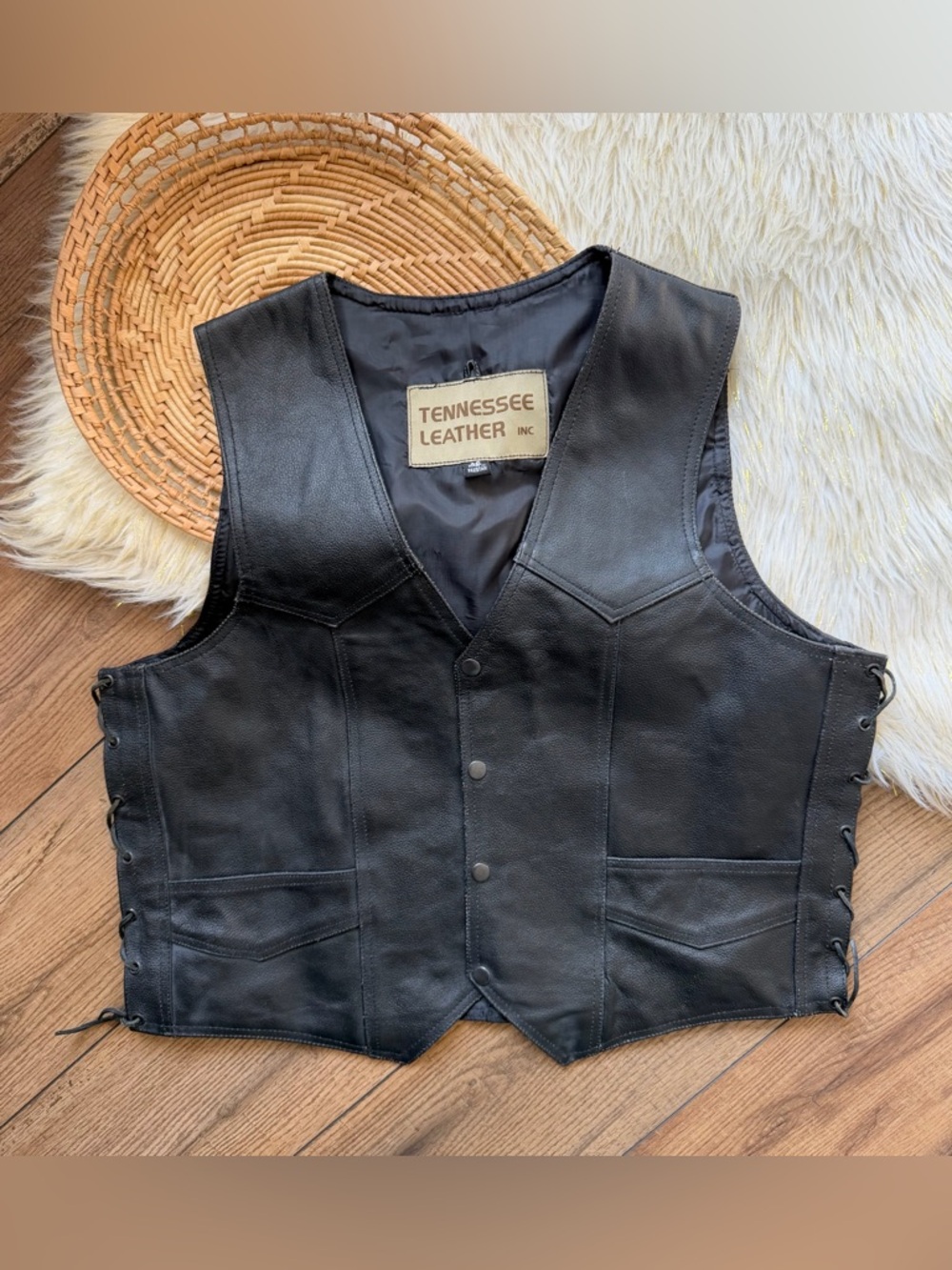 Tennessee Leather Black Lace Up Genuine Leather Biker Vest Men’s Size 46
